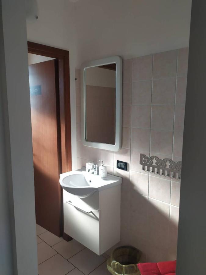 La Quiete Hotel Senna Comasco Екстериор снимка