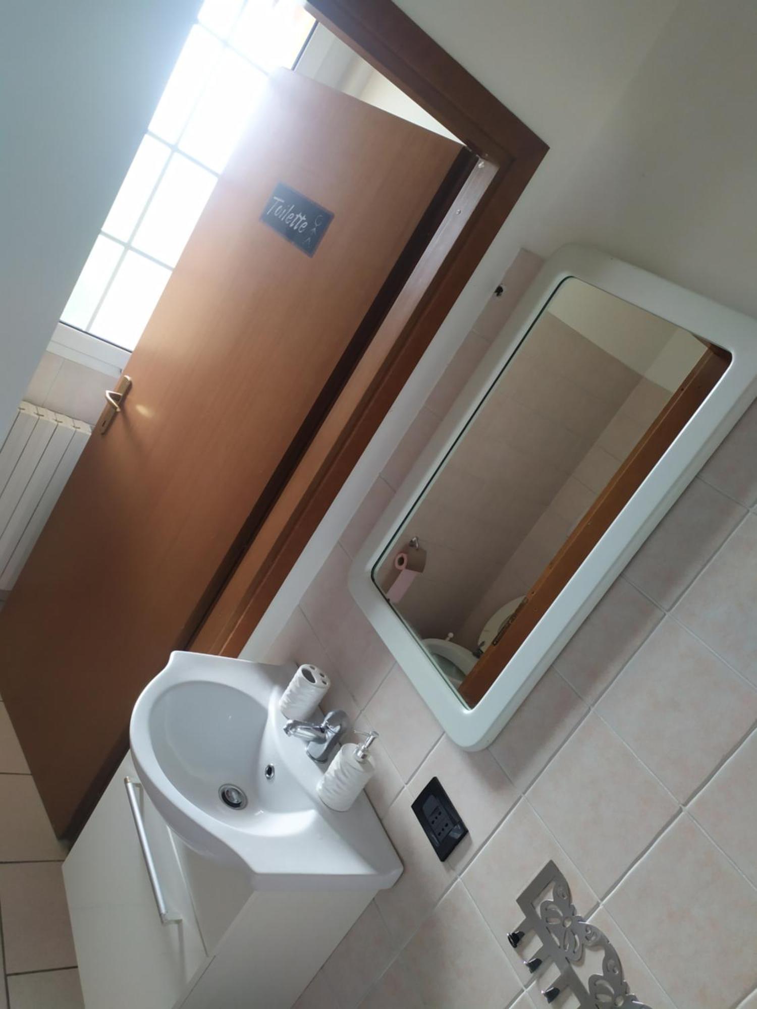La Quiete Hotel Senna Comasco Стая снимка